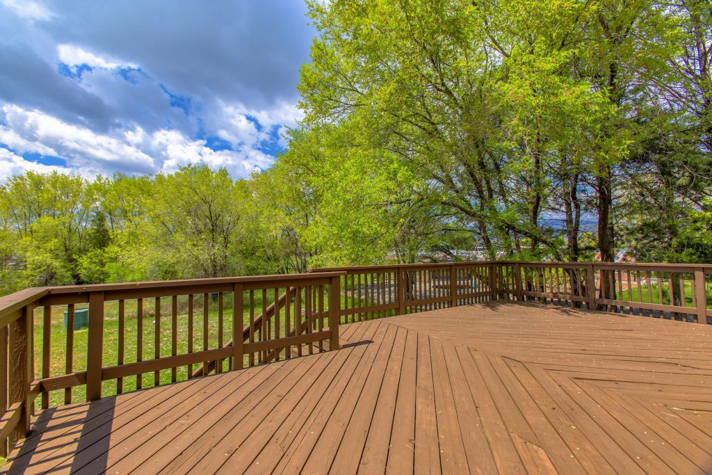 Deck Painting and Staining